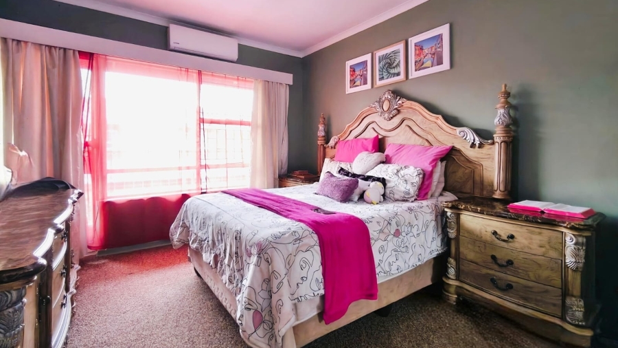 3 Bedroom Property for Sale in Potchefstroom North West